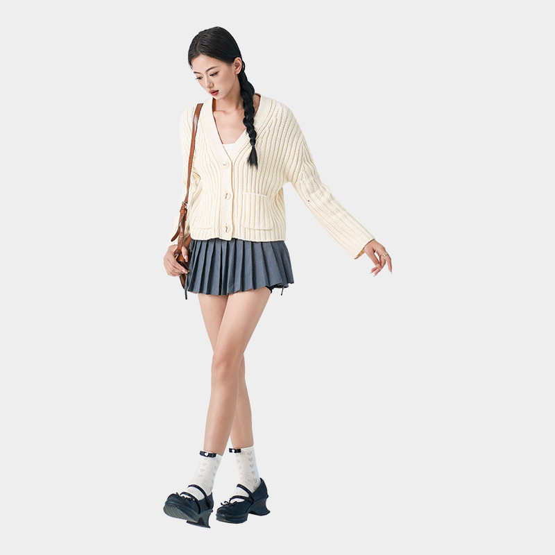 เสื้อถักแฟชั่นฤดูร้อน: Lightness, Texture & Breezy Style